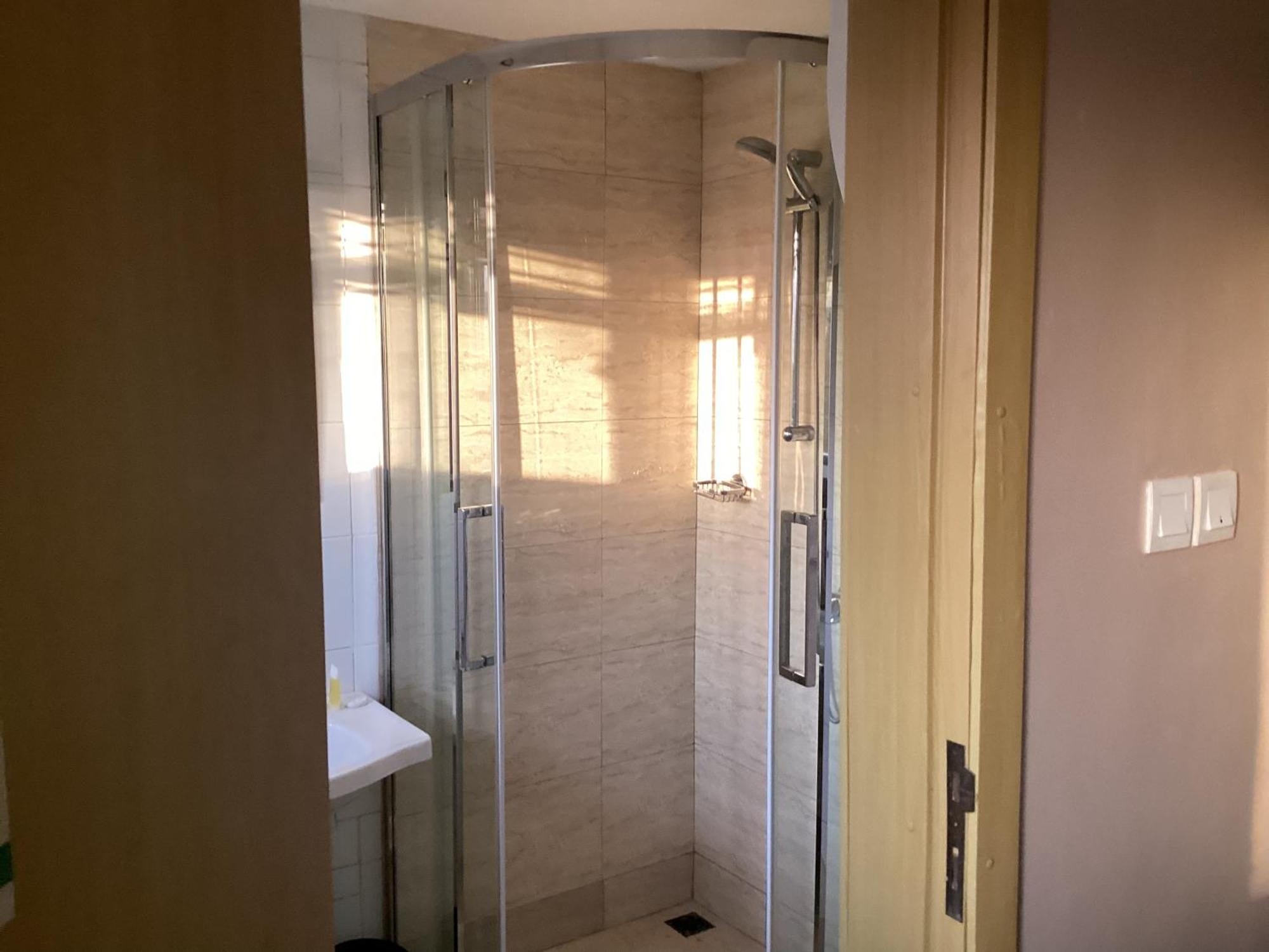 Adis Hotels Ibadan Ngoại thất bức ảnh